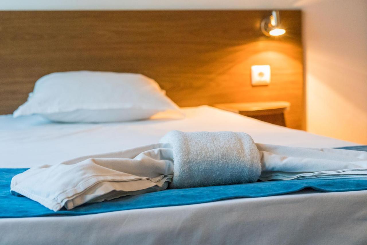Family Park Hotel Kyoshkove 슈멘 외부 사진
